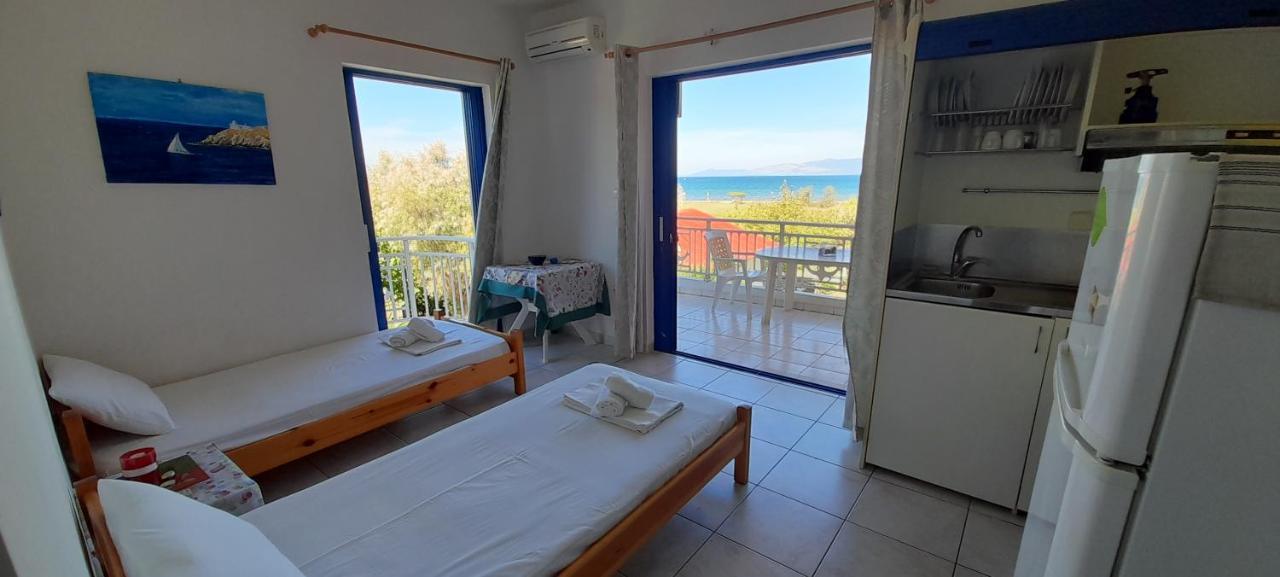 Lakkopetra Beach Apartments Lakopetra Eksteriør billede